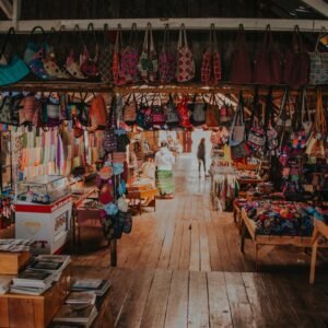 Ropa y Accesorios de Temporada